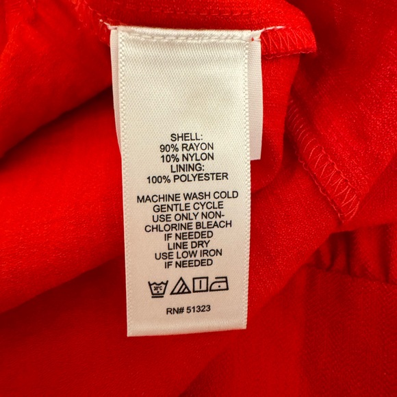 Like new, Cece red maxi dress, ties in back, Size M - Picture 8 of 8